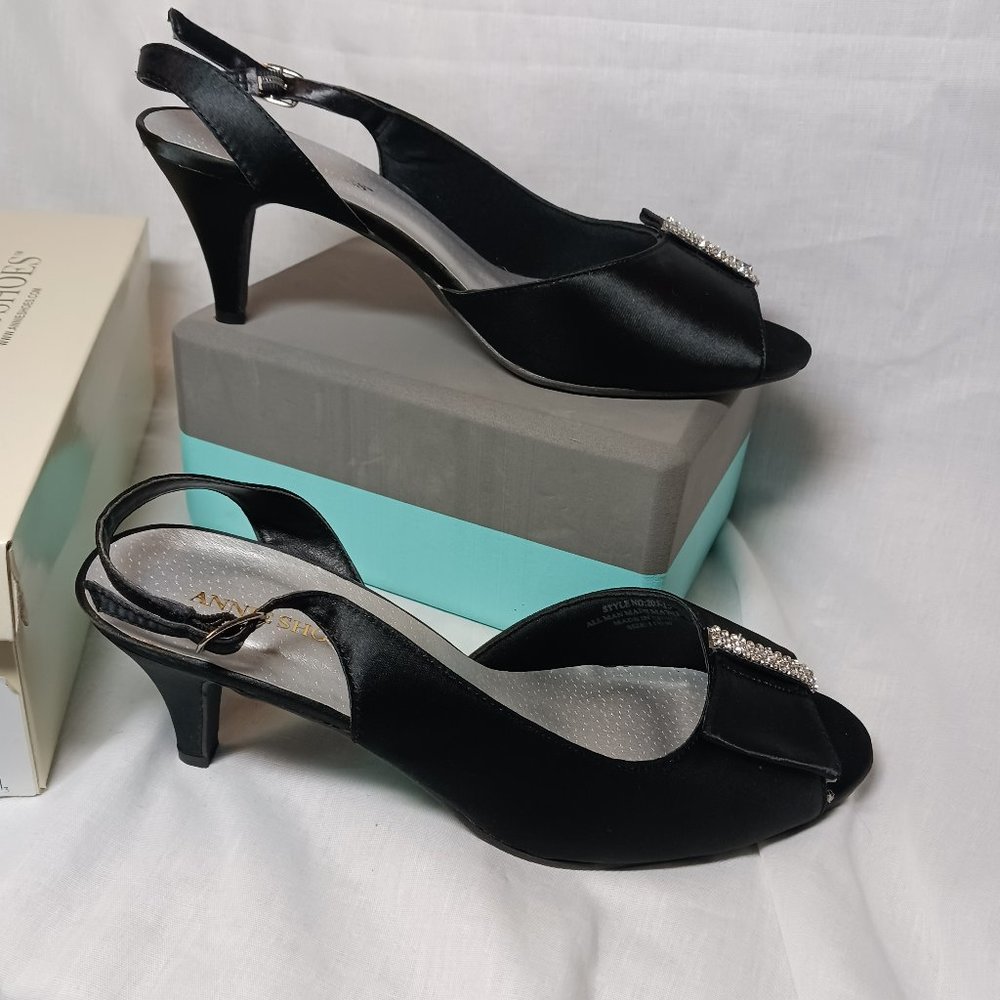 Annie Black Satin and Rhinestone Slingback Heels 11WW - Picture 4 of 8